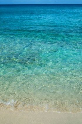 Ambergris Caye Sea, showing different shades of blue water – Best Places In The World To Retire – International Living